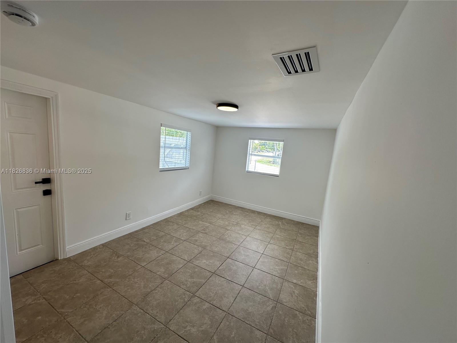 PLAYLAND ISLES - Residential Lease