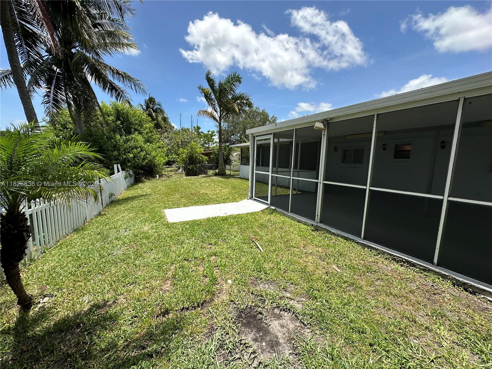 PLAYLAND ISLES - Residential Lease