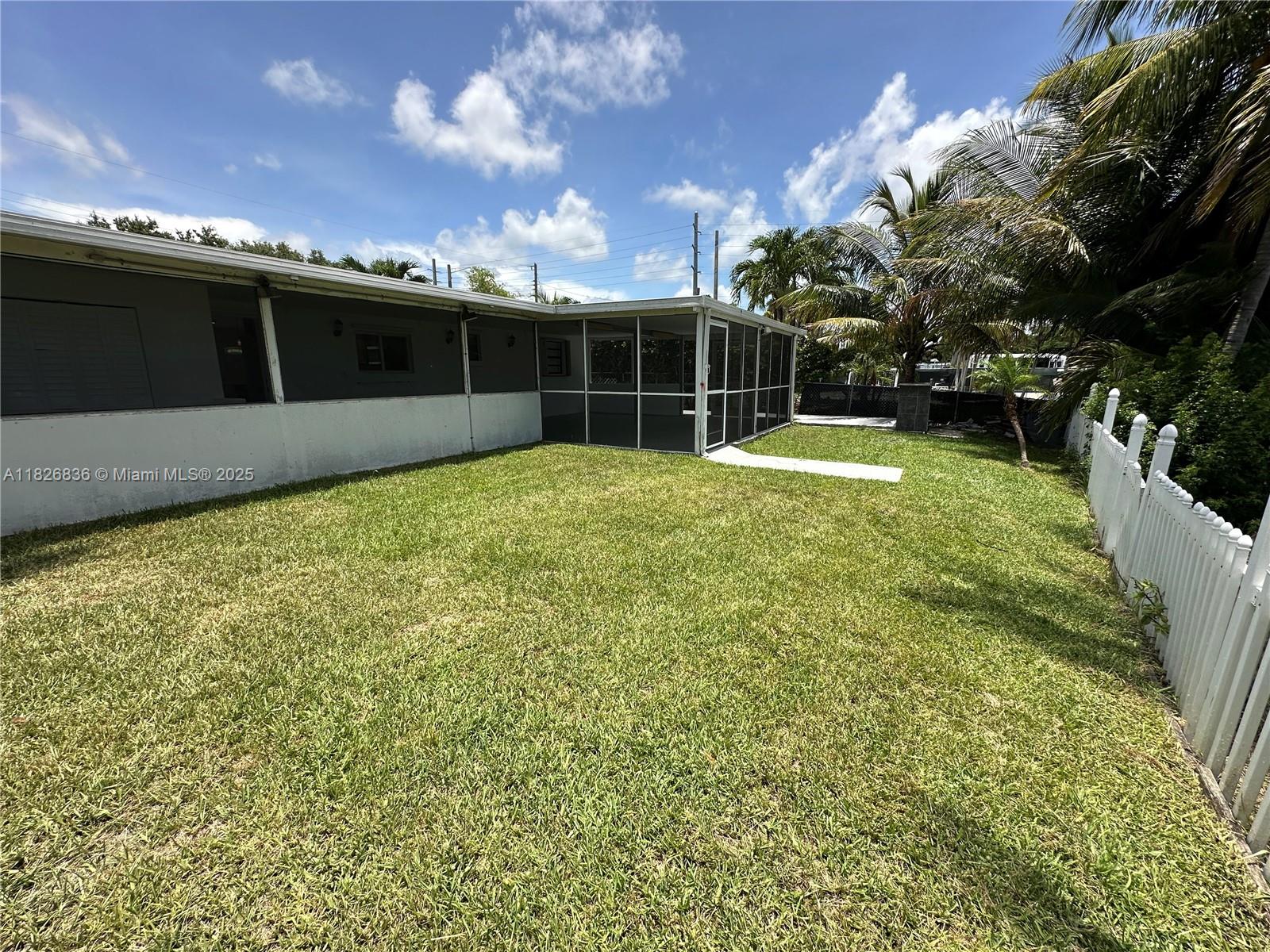 PLAYLAND ISLES - Residential Lease