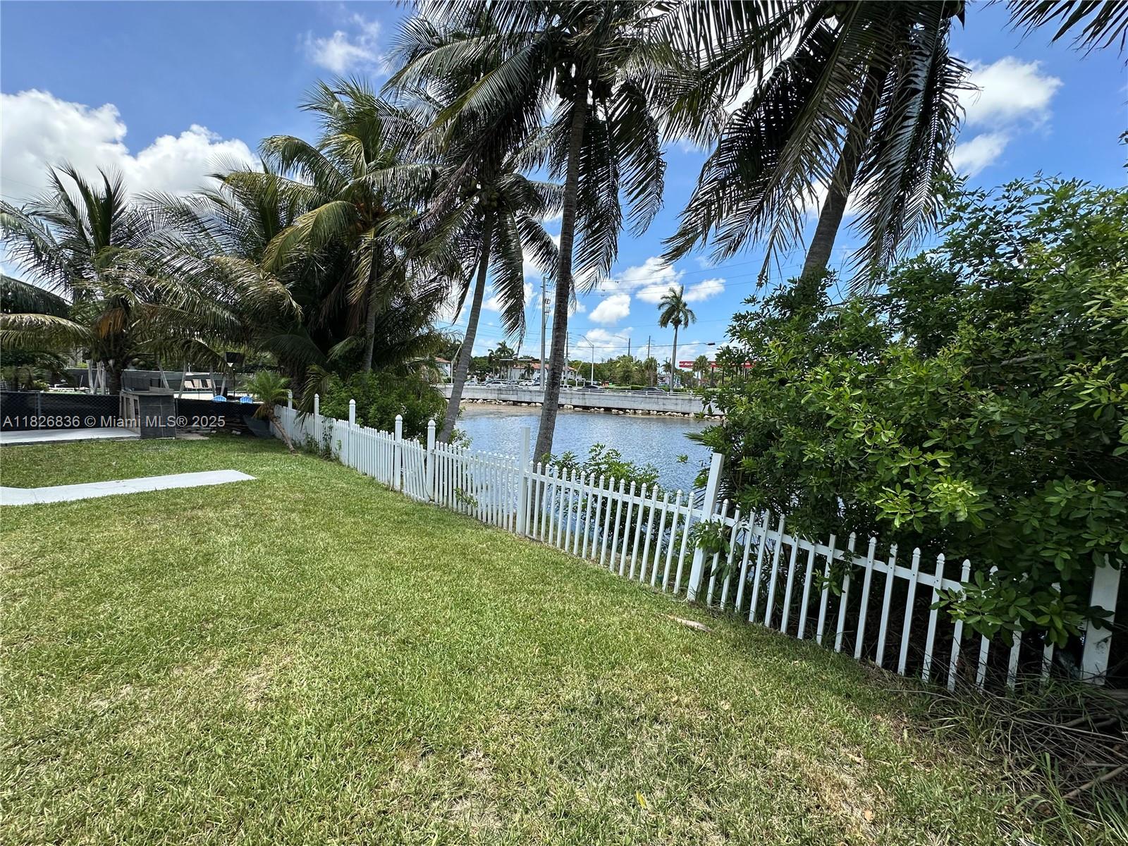 PLAYLAND ISLES - Residential Lease