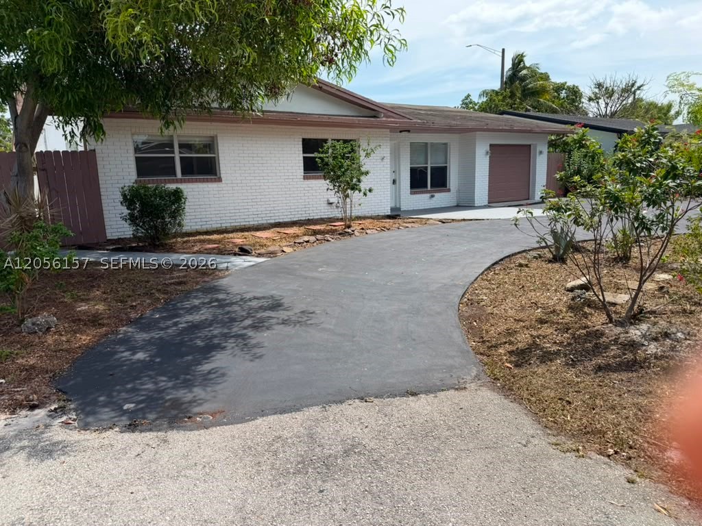 PALM-AIRE VILLAGE 2ND SEC - Residential