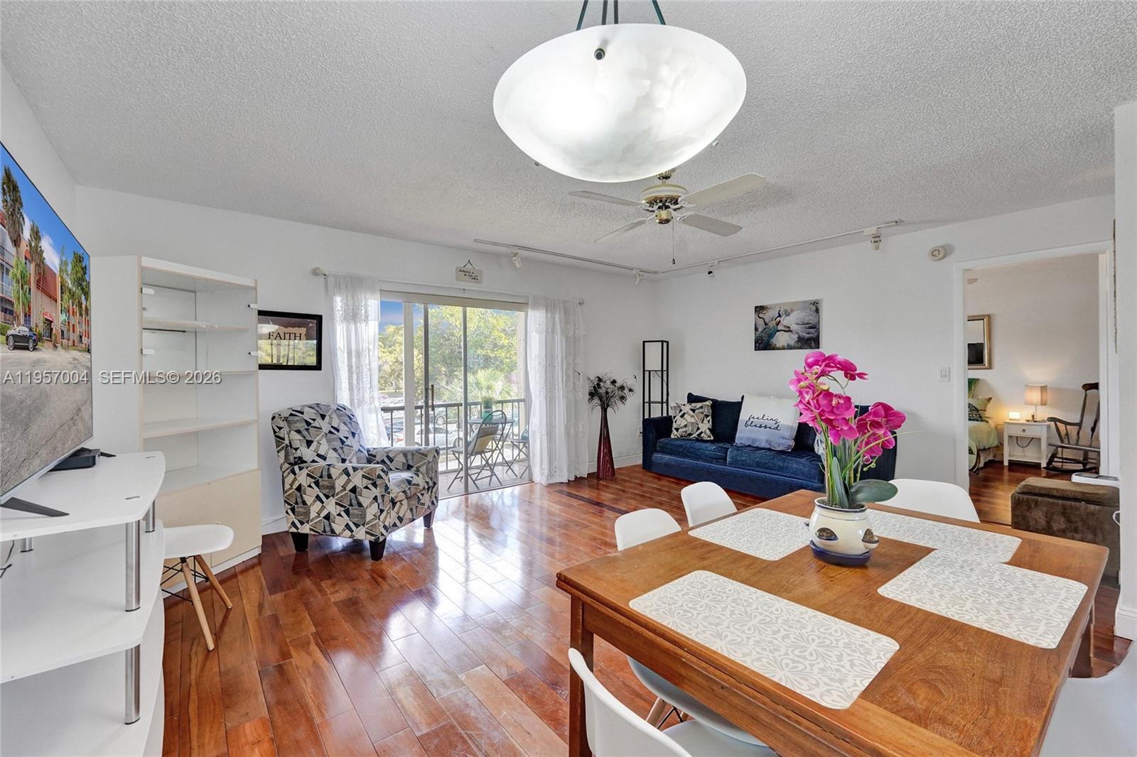 OAKBROOK IV V VI VII COND - Residential