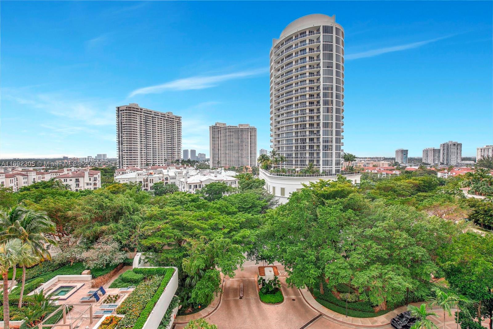 4000 ISL BLVD WILLIAMS IS - Residential