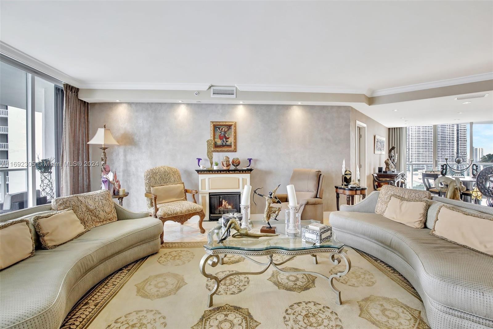 4000 ISL BLVD WILLIAMS IS - Residential
