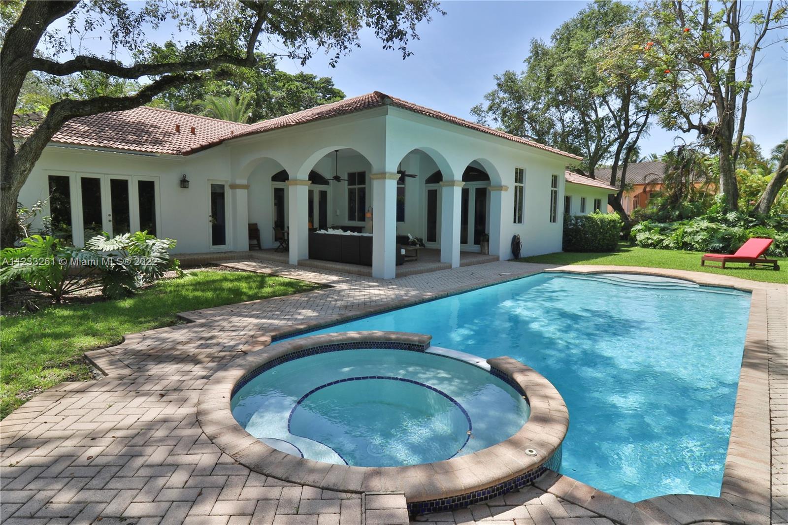 Welcome to the real private paradise in Miami, located within the Galloway Cove Estates exclusive area, private entrance, full security, the best kept secret in  Miami. Wonderful one story single family mansion, massive lot, great pool area and comfortable outdoor sitting and dinning area, perfectly well kept, you are going to love it. Showings by appointment only, 24 hours notice, owner's occupied. Chandeliers and lamps are not included in the sale.