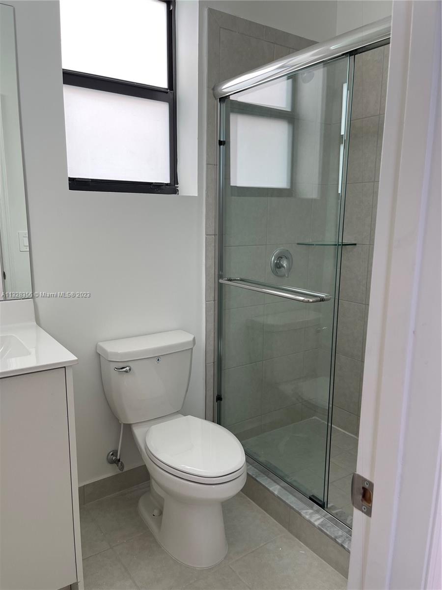 CORSICA - Residential Lease