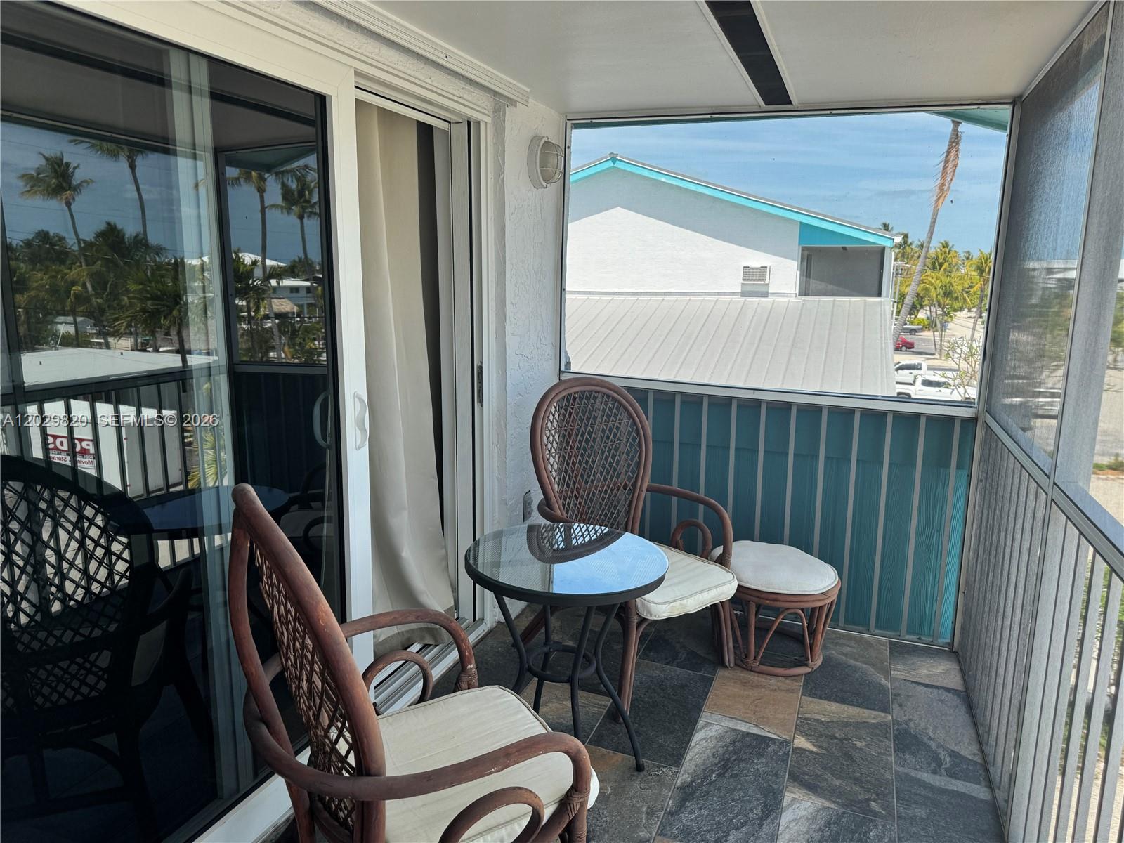 ISLAMORADA SOUTH - Residential