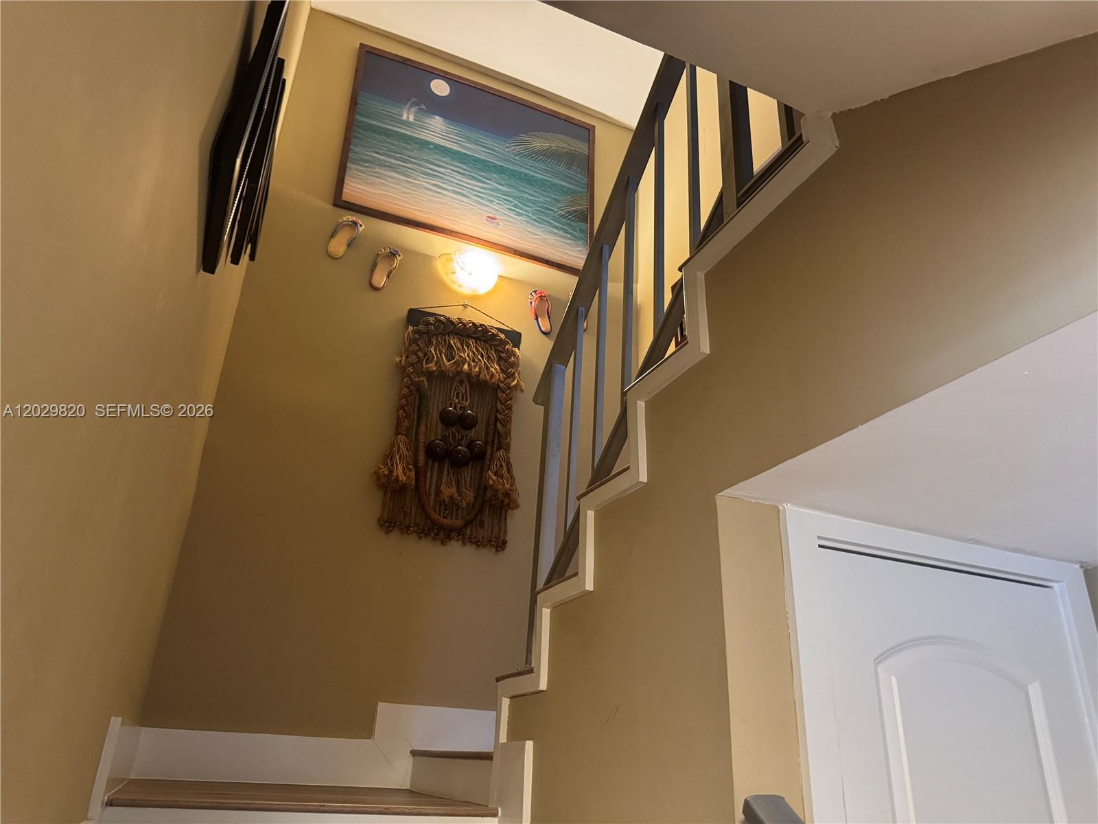 ISLAMORADA SOUTH - Residential