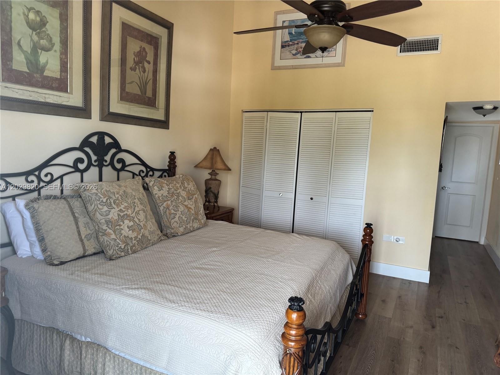 ISLAMORADA SOUTH - Residential