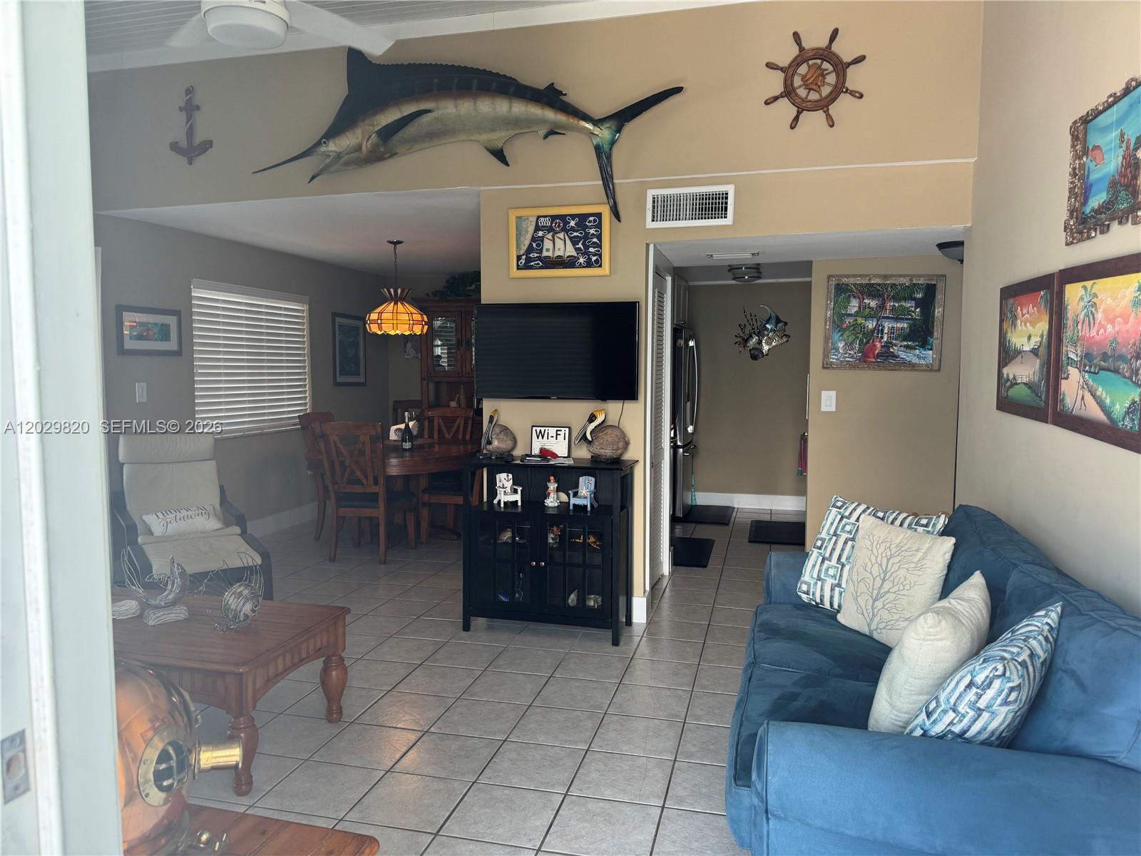 ISLAMORADA SOUTH - Residential