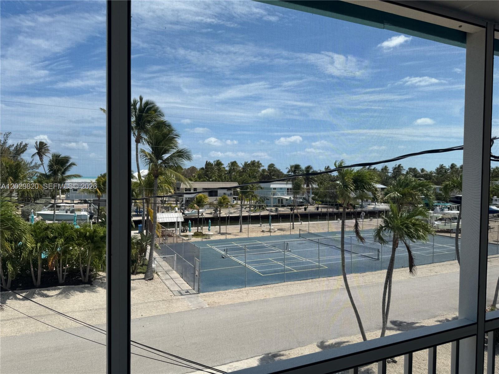 ISLAMORADA SOUTH - Residential