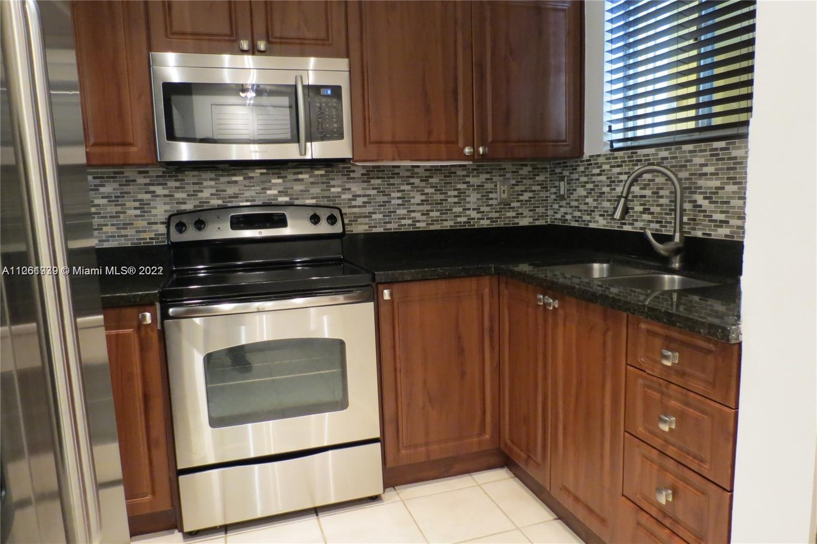 WATERVIEW CONDO - Residential Lease