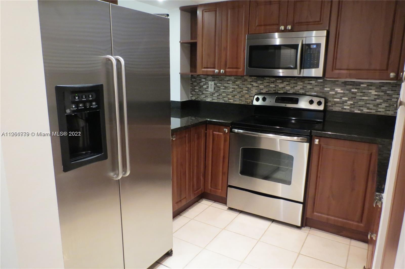 WATERVIEW CONDO - Residential Lease