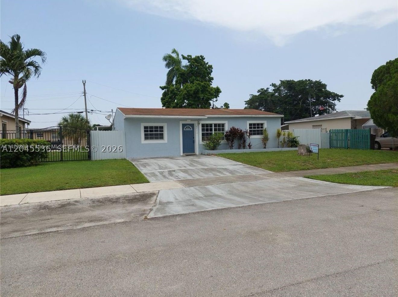 Beautiful 3-bedroom, 2-bathroom home located in a desirable West Park neighborhood! This property features a spacious layout, a large backyard with endless possibilities for entertaining, expansion, or creating your dream outdoor space, and is conveniently located near major highways, shopping, restaurants, schools, parks, and just minutes from the beach. Whether you’re looking for a primary residence or a great investment opportunity, this home is full of potential. Don’t miss out—schedule your private showing today!