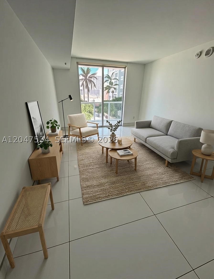 Beautiful 2-bedroom, 2-bath residence at Vizcayne featuring an open layout, private balcony, and abundant natural light. Enjoy resort-style amenities including pools, fitness center, spa, club rooms, valet, 24-hour concierge, and security. Prime Downtown Miami location within walking distance to Bayfront Park, Bayside Marketplace, Kaseya Center, Miami Worldcenter, restaurants, shopping, and entertainment.