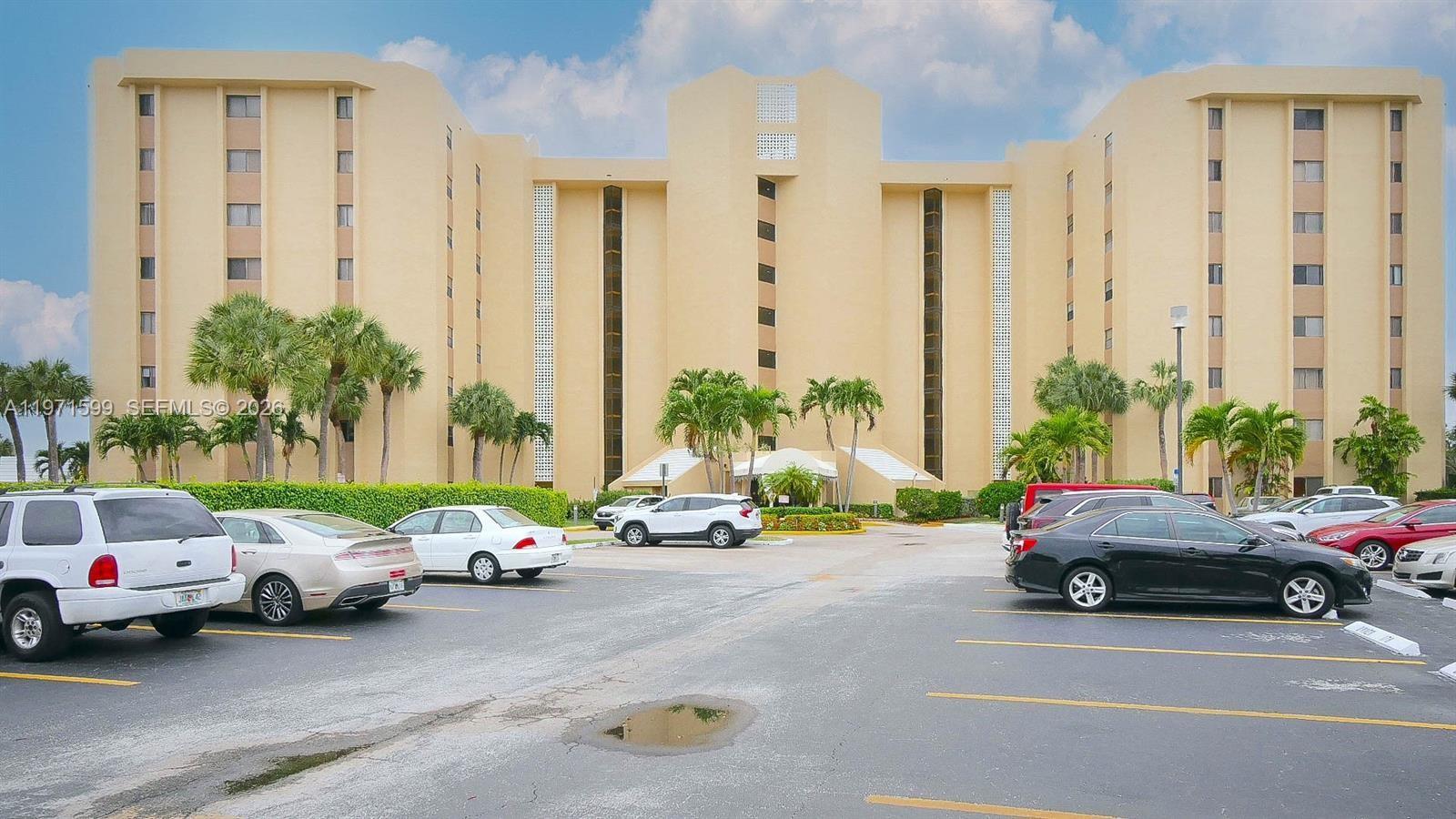 ENVIRON TOWERS I CONDO - Residential