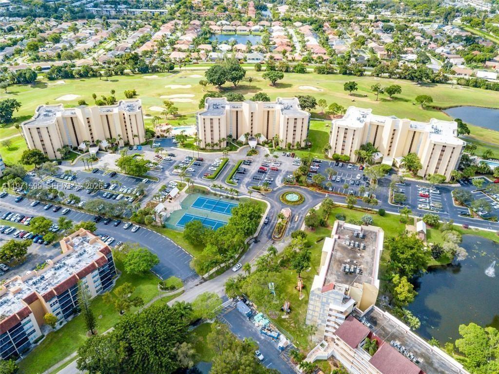 ENVIRON TOWERS I CONDO - Residential