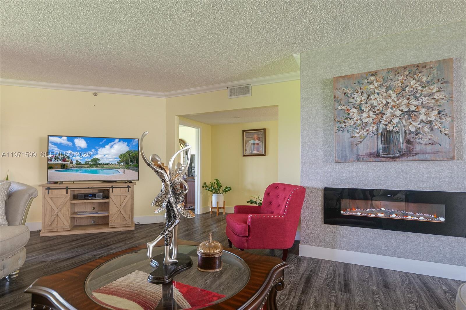 ENVIRON TOWERS I CONDO - Residential