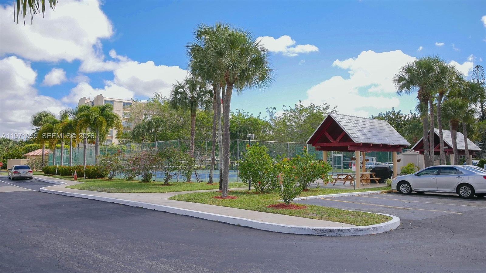 ENVIRON TOWERS I CONDO - Residential