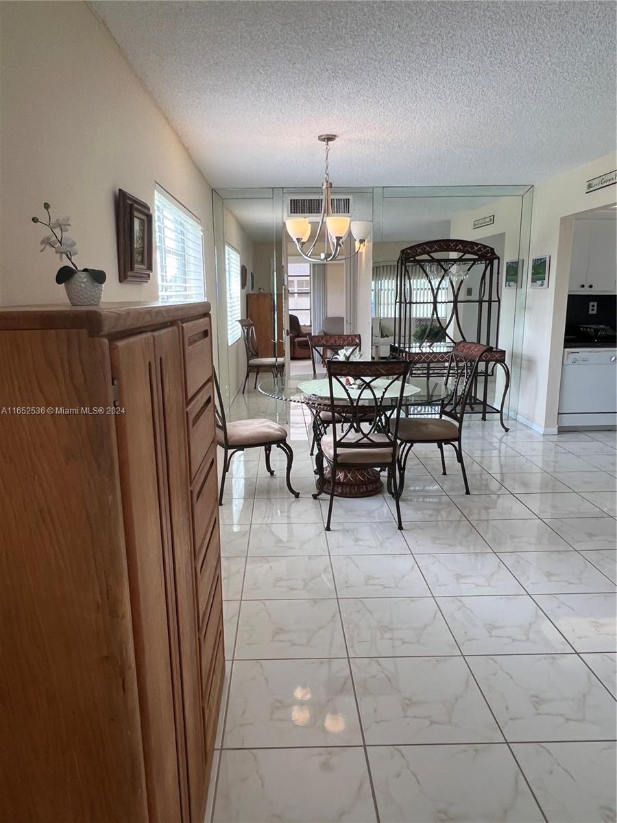 KINGS POINT BURGUNDY COND - Residential Lease