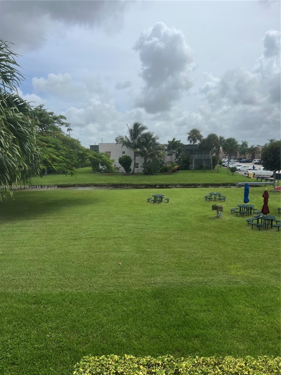 KINGS POINT BURGUNDY COND - Residential Lease
