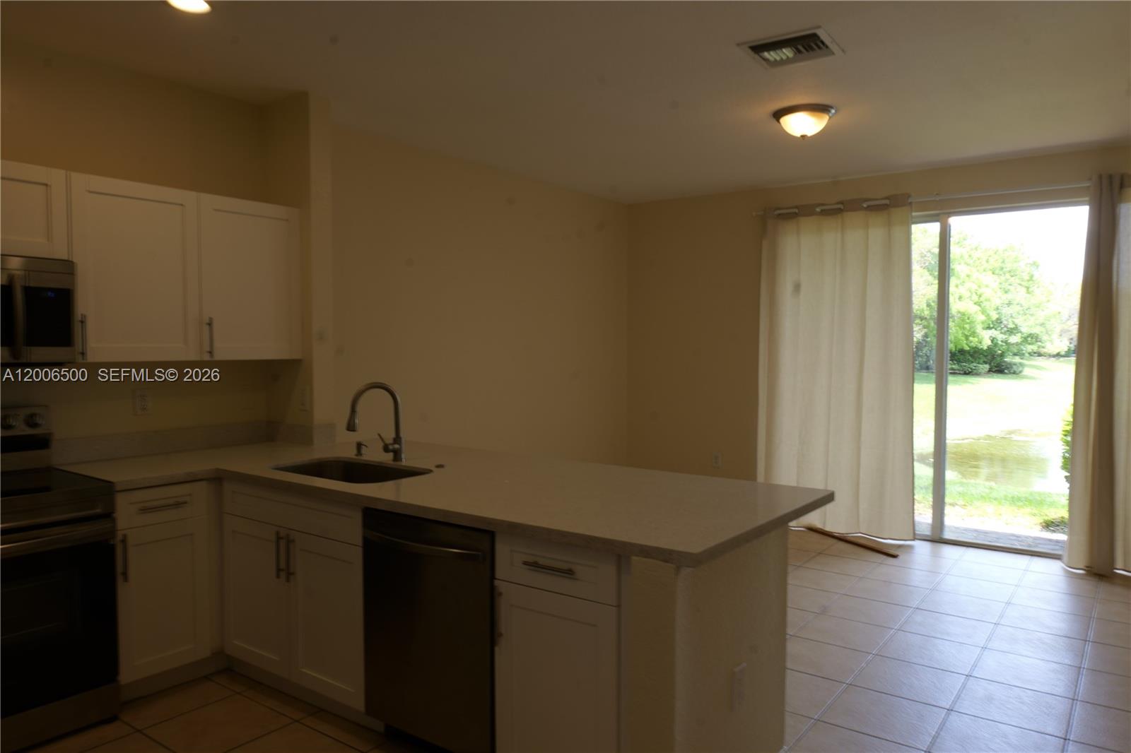 TUSCANY NO 1 - Residential