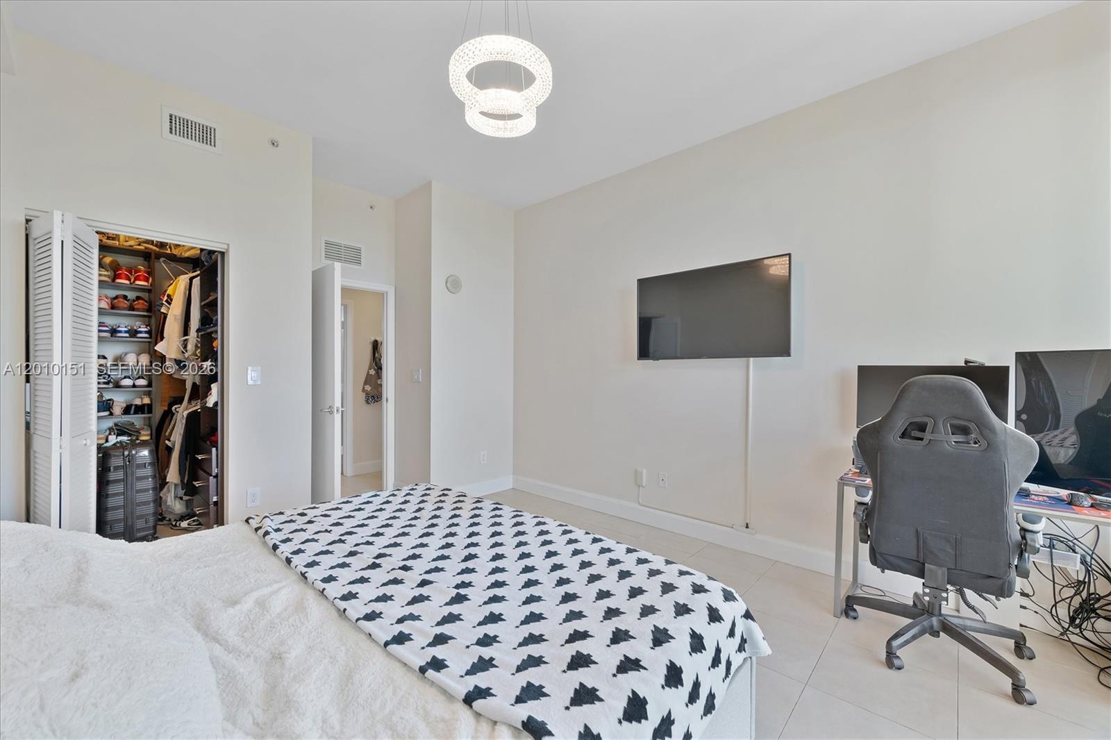 NORDICA CONDO - Residential