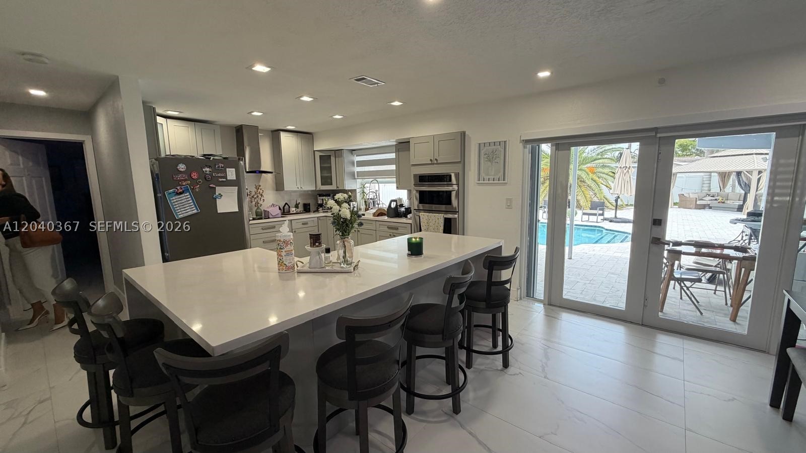PEMBROKE LAKES SEC 1 - Residential