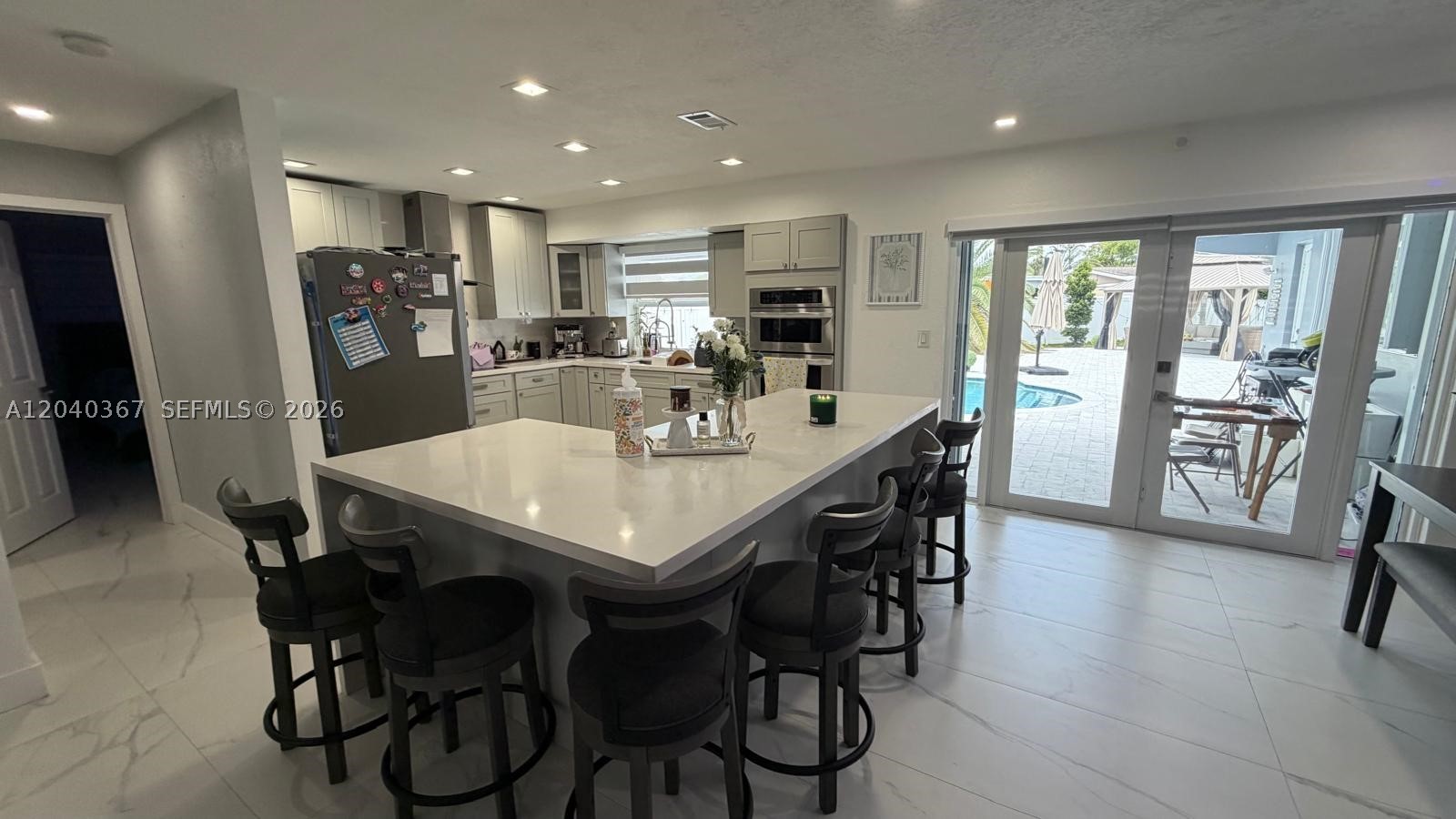 PEMBROKE LAKES SEC 1 - Residential