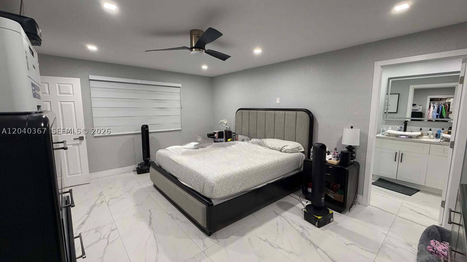 PEMBROKE LAKES SEC 1 - Residential