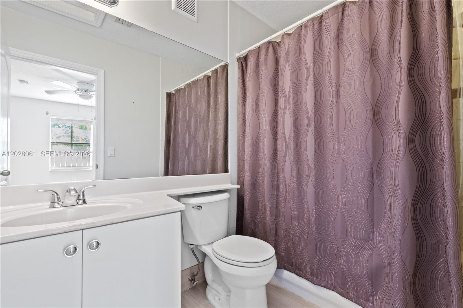 MELROSE POINT CONDO - Residential Lease