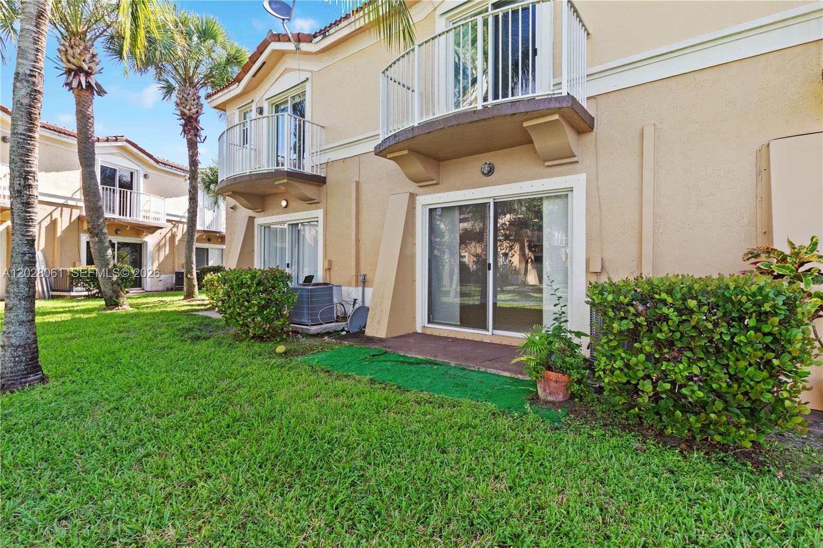 MELROSE POINT CONDO - Residential Lease