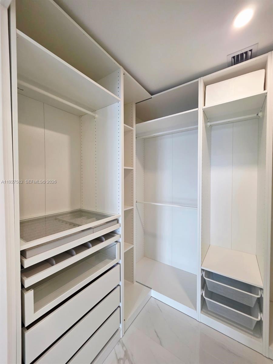 Aria Reserve Miami - Residential