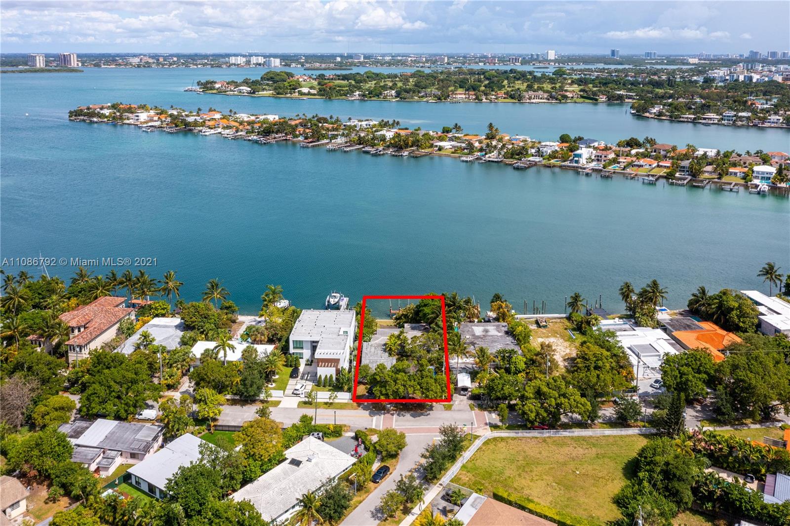 BISCAYNE POINT - Residential
