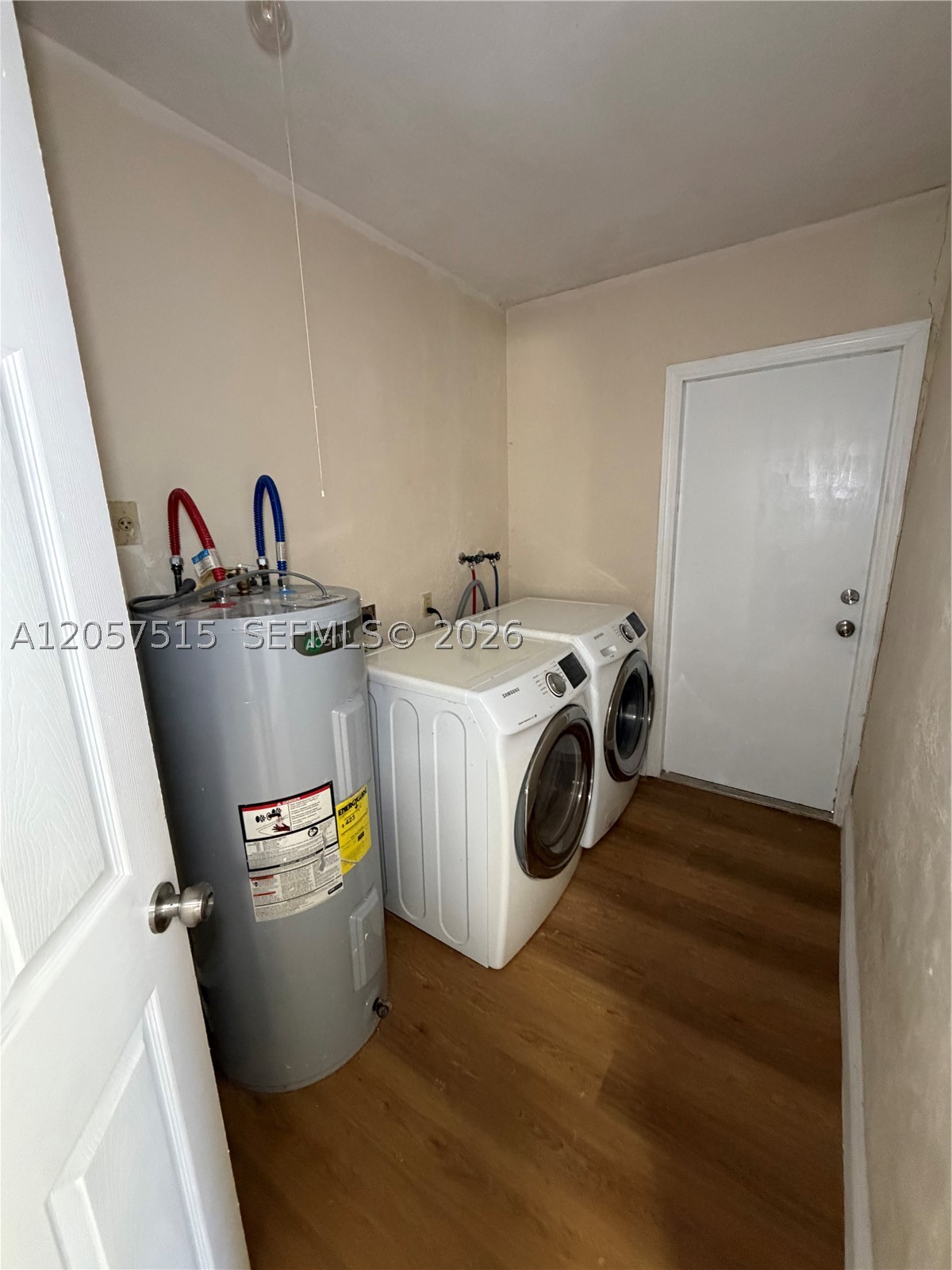 COLLEGE TRACT - Residential
