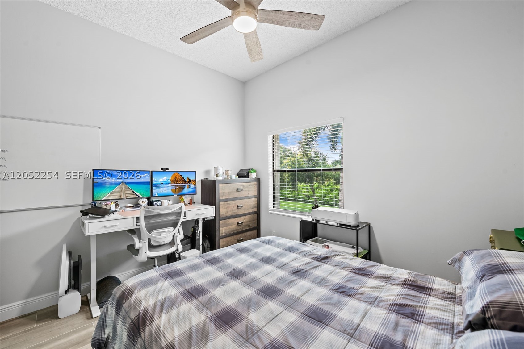 MONTEREY LAKE - Residential