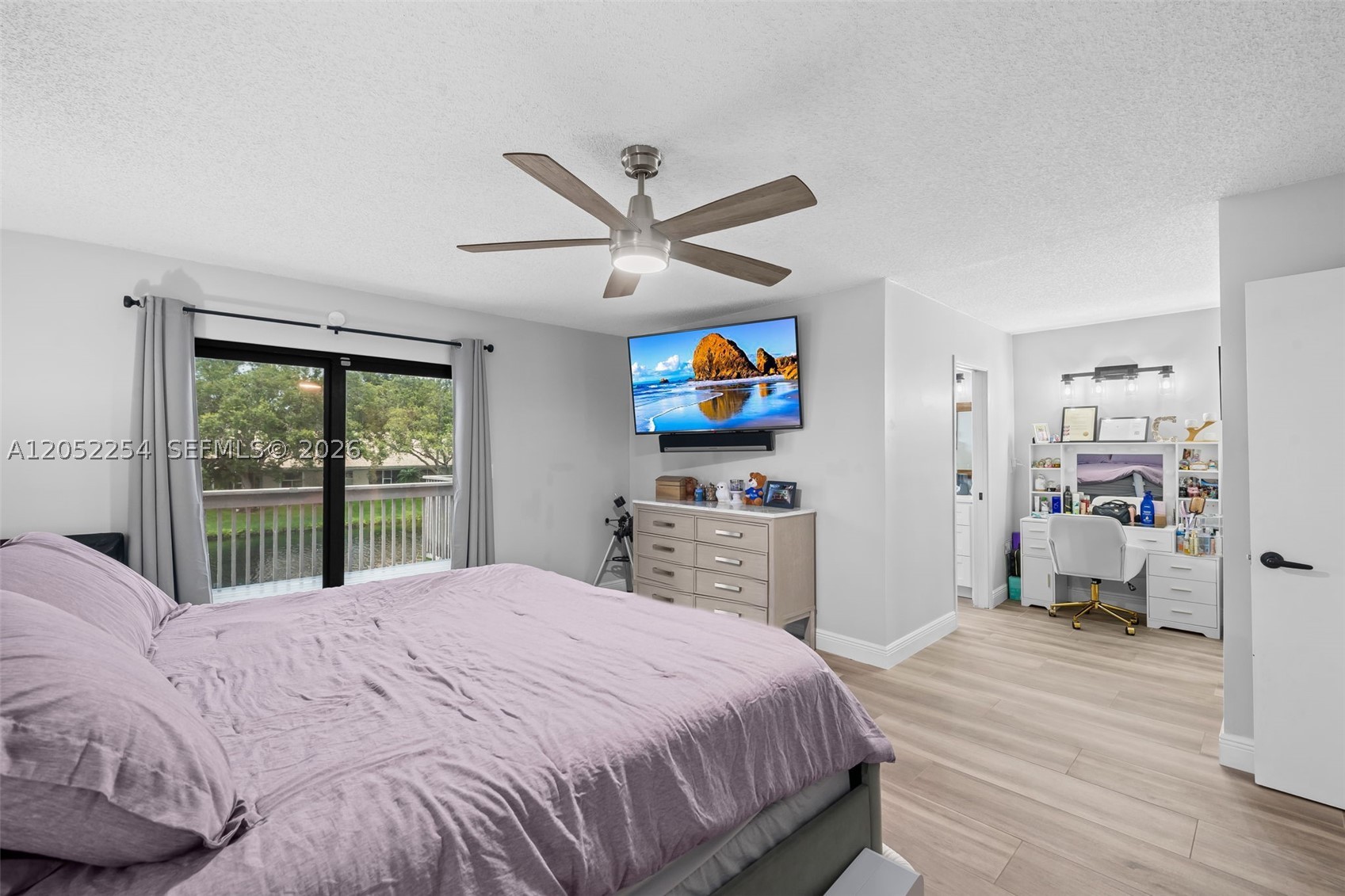 MONTEREY LAKE - Residential