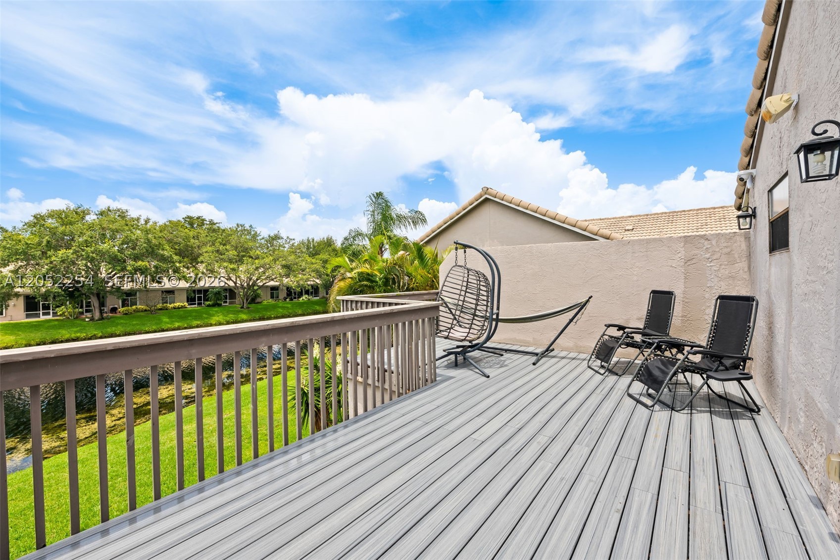MONTEREY LAKE - Residential