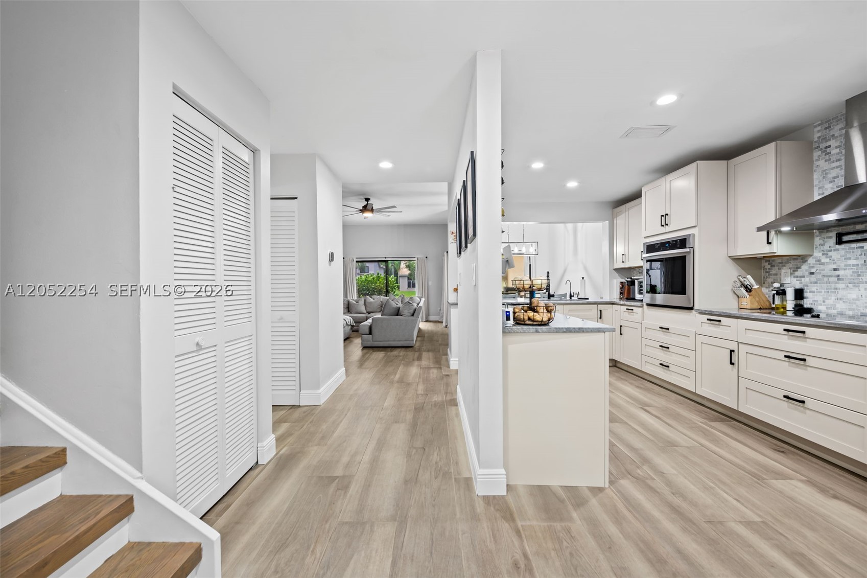 MONTEREY LAKE - Residential