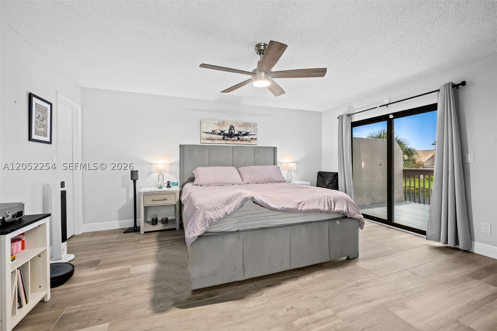 MONTEREY LAKE - Residential