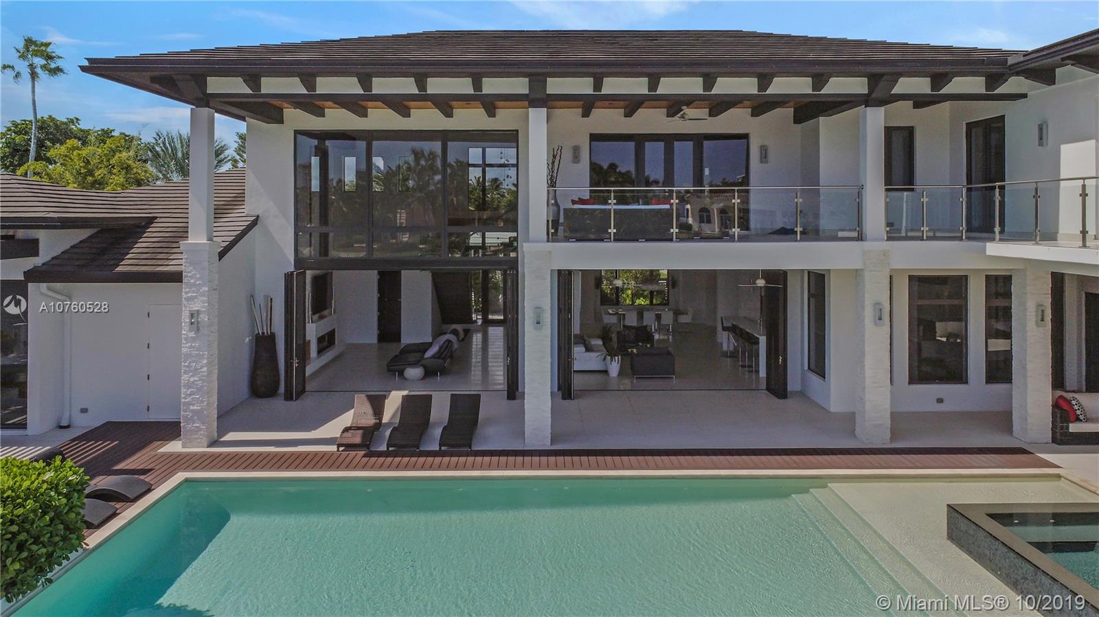 HOLLYWOOD GOLF ESTATES SE - Residential