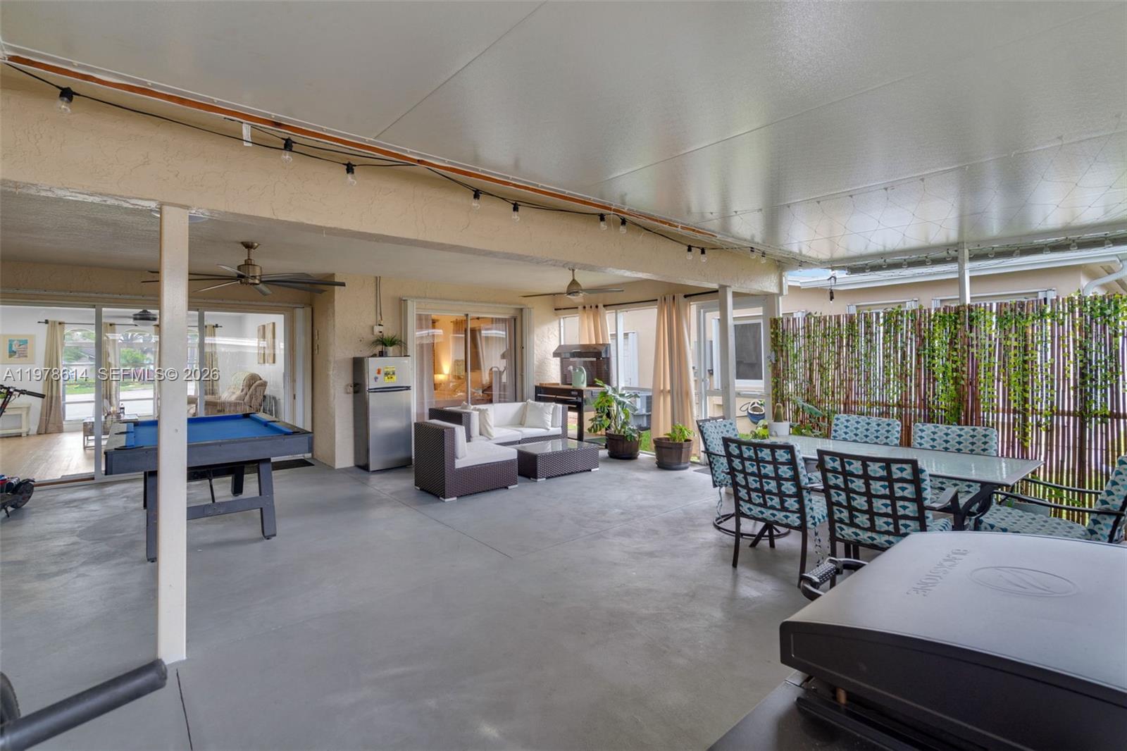 CRYSTAL LAKE 4TH SEC - Residential