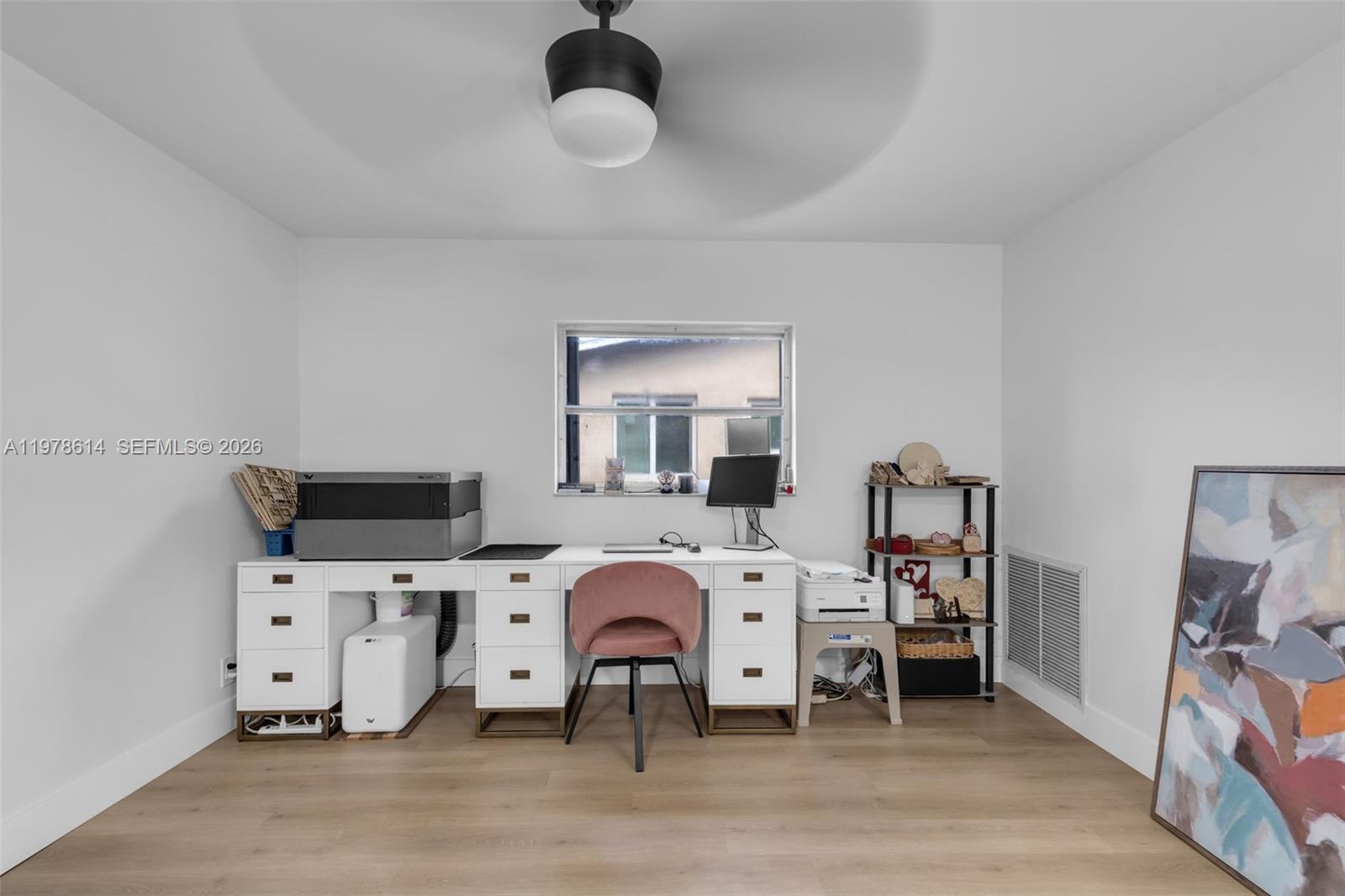 CRYSTAL LAKE 4TH SEC - Residential