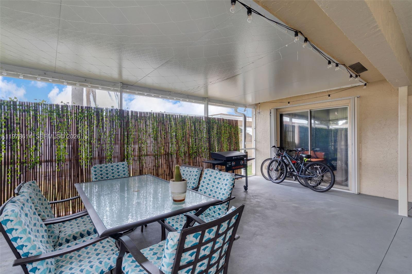 CRYSTAL LAKE 4TH SEC - Residential