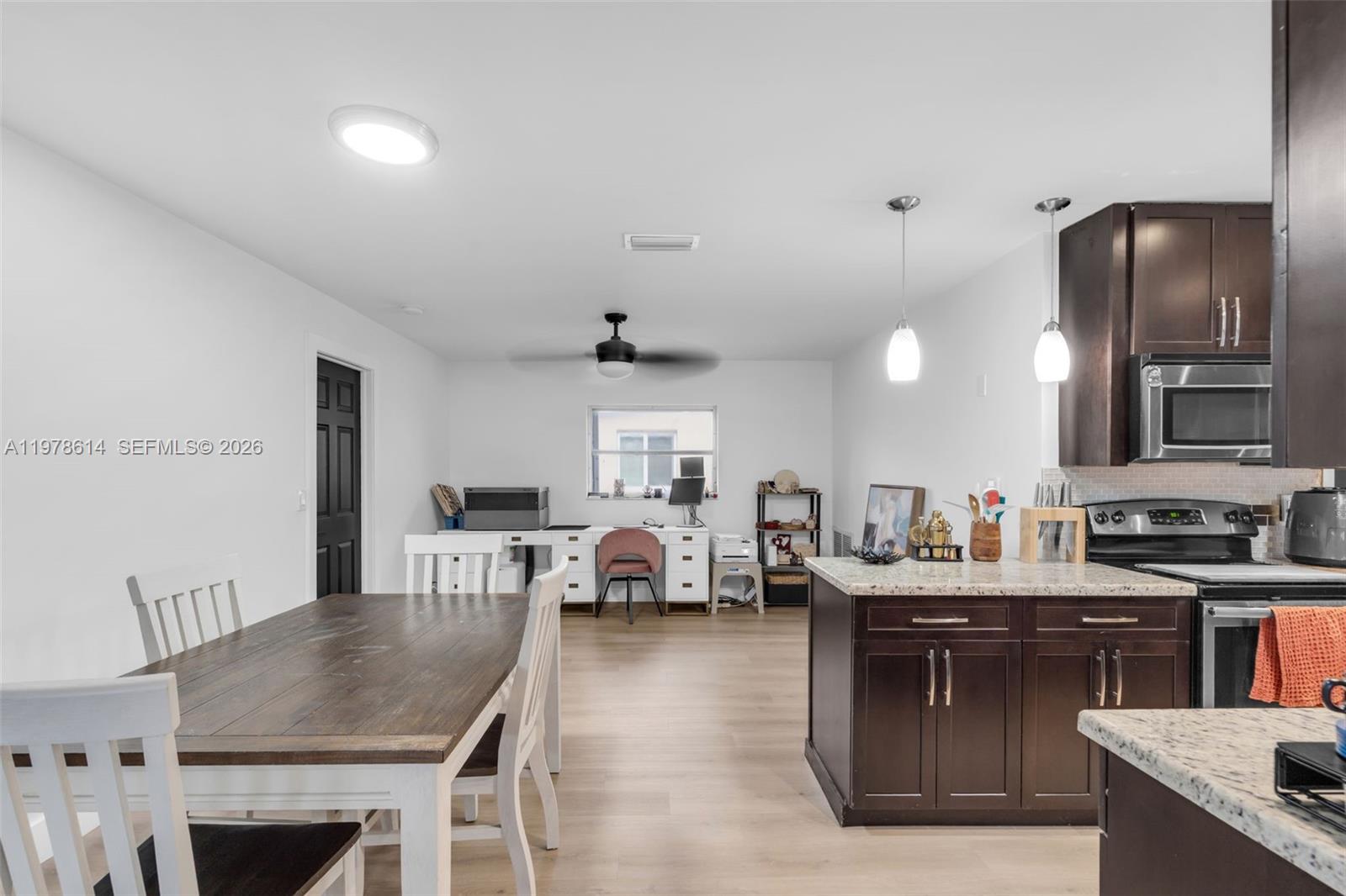 CRYSTAL LAKE 4TH SEC - Residential