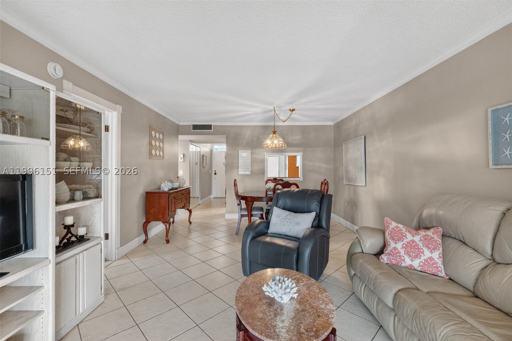 LAUDERDALE OAKS CONDO XII - Residential