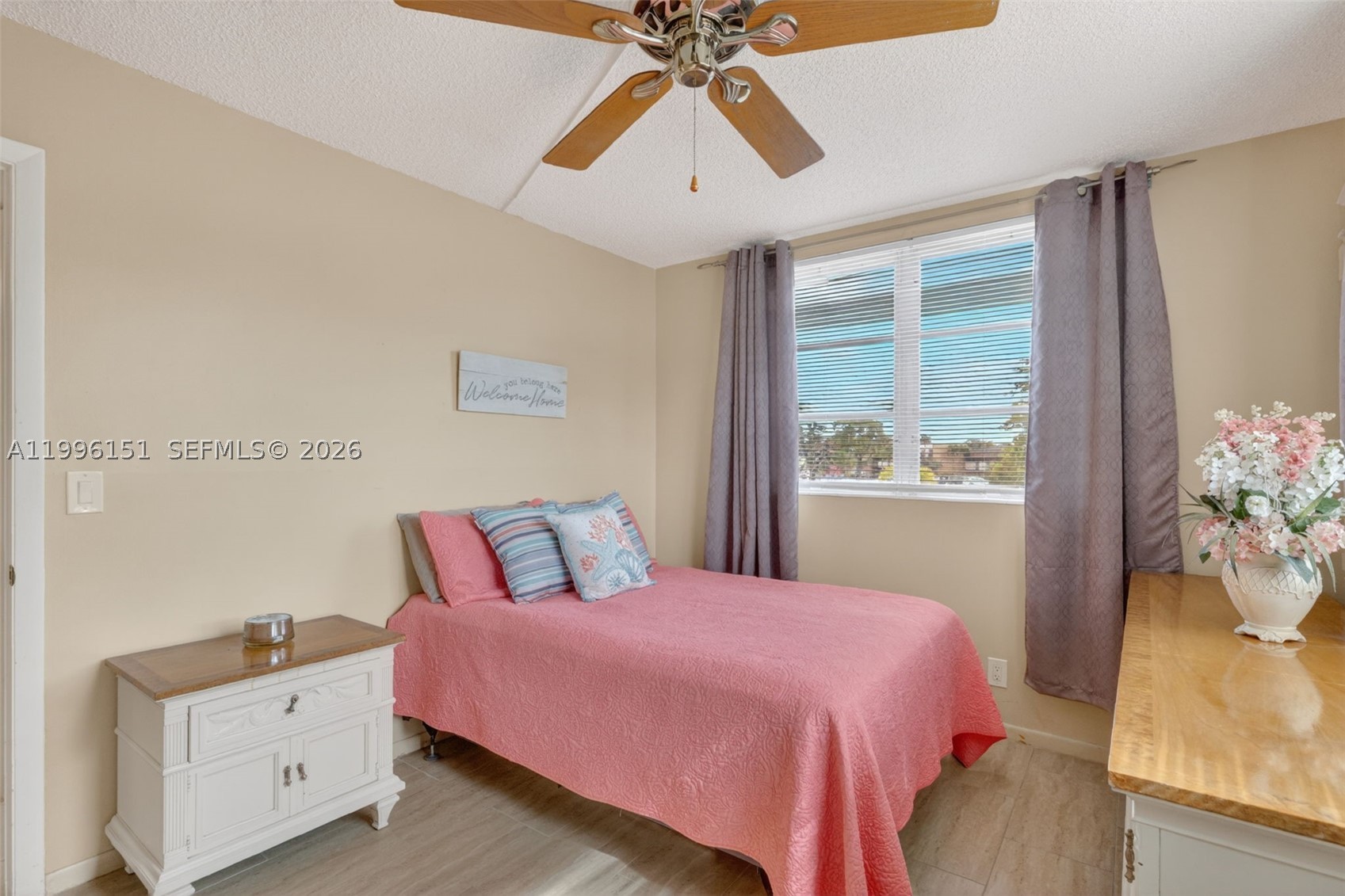 LAUDERDALE OAKS CONDO XII - Residential