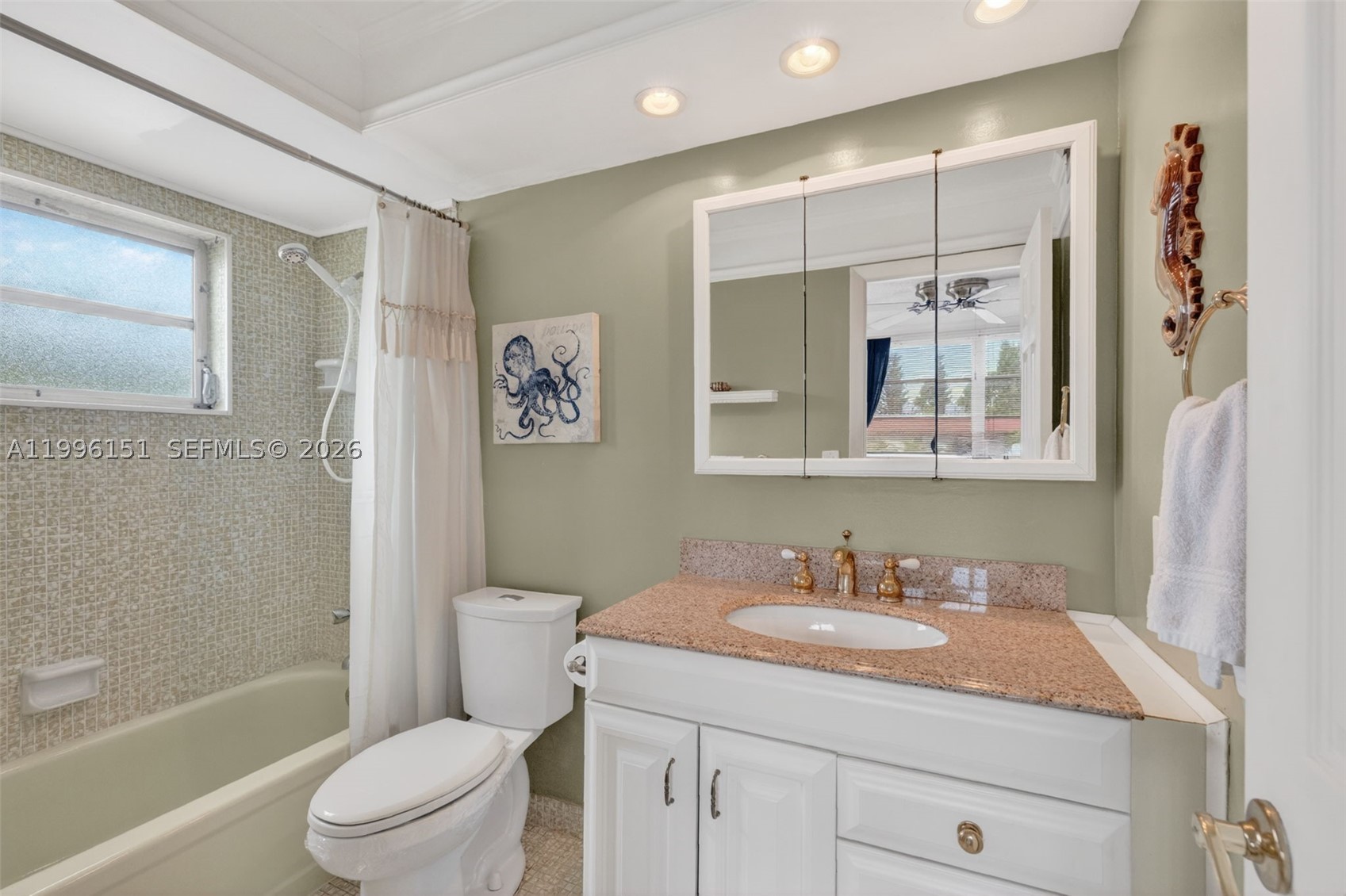 LAUDERDALE OAKS CONDO XII - Residential