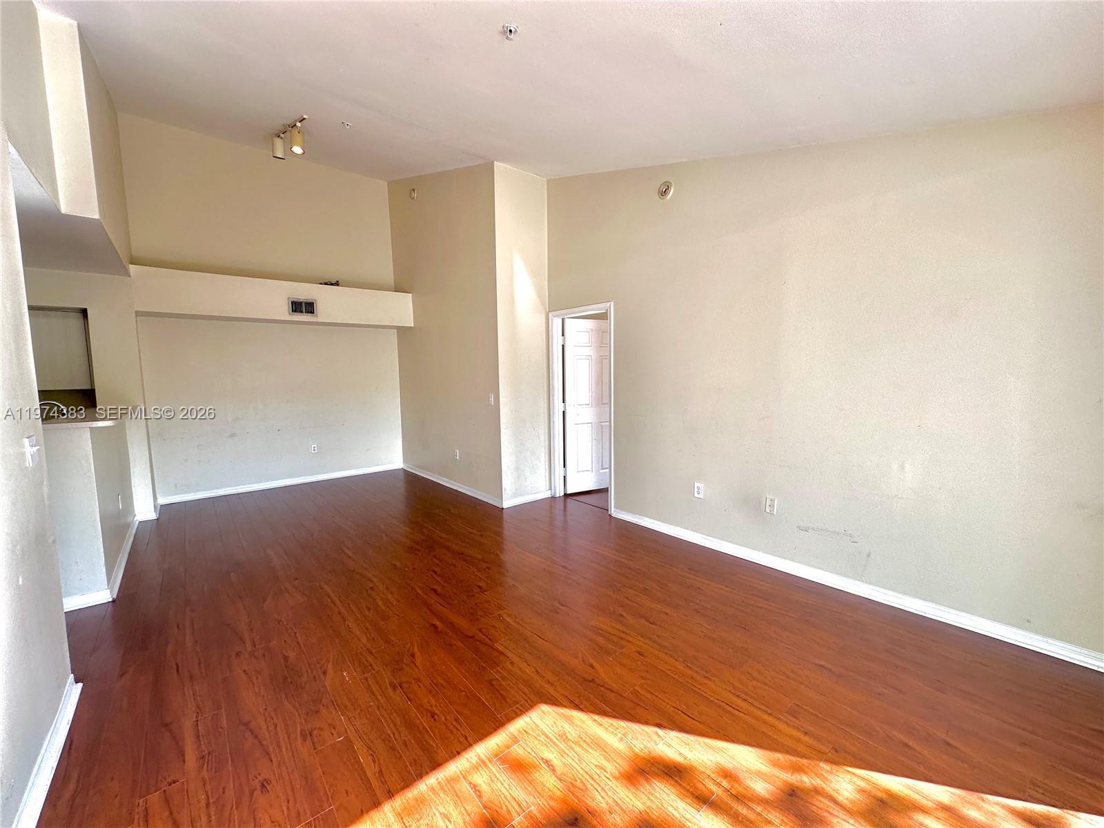 DEVONAIRE CONDO AT PEMBRO - Residential