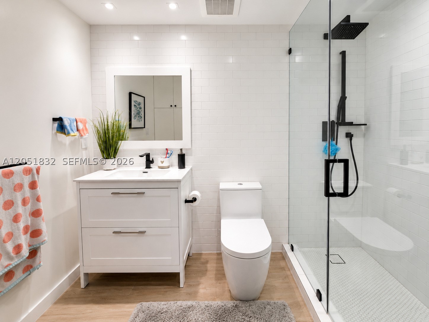 REGATTA AT INDIAN CREEK C - Residential Lease